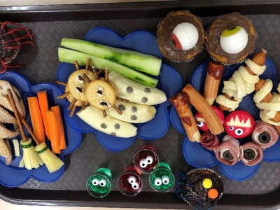 Halloween-Köstlichkeiten zum Essen